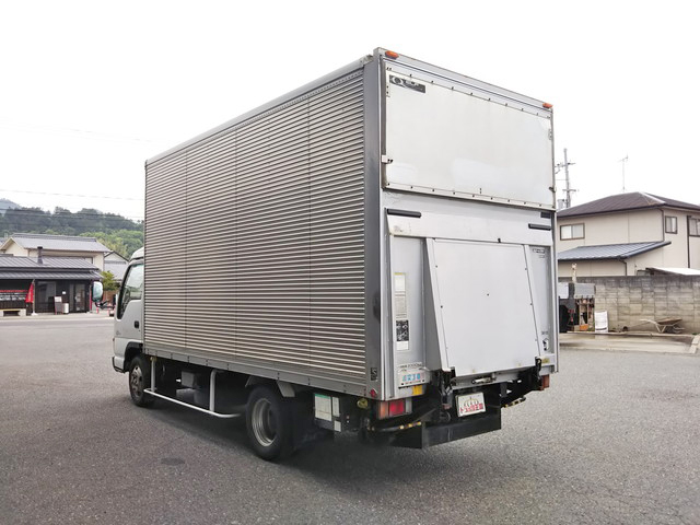 いすゞエルフアルミバン小型（2t・3t）[写真04]