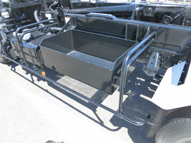 日野レンジャーアームロール中型（4t）[写真13]