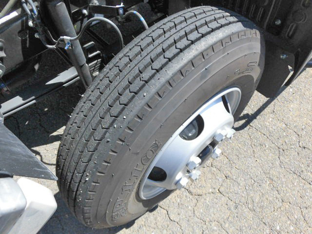 日野レンジャーアームロール中型（4t）[写真17]