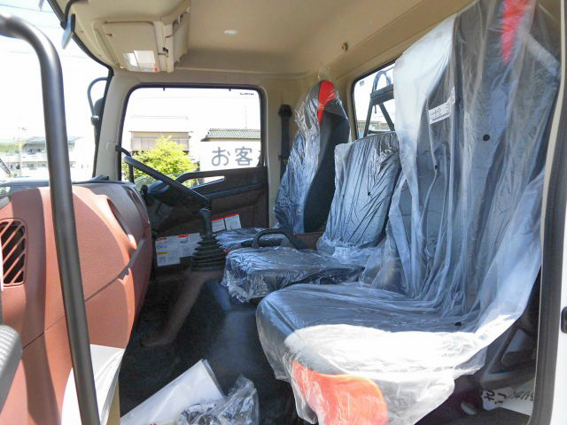 日野レンジャーアームロール中型（4t）[写真21]