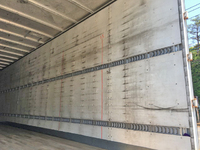 いすゞフォワードアルミバン増トン（6t・8t）[写真11]