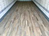 いすゞフォワードアルミバン増トン（6t・8t）[写真14]