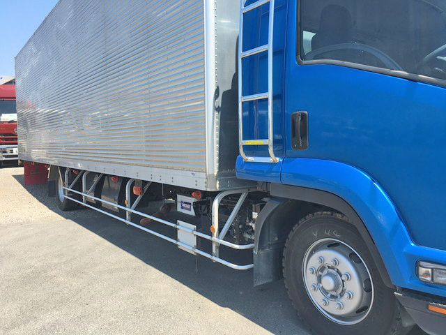 いすゞフォワードアルミバン増トン（6t・8t）[写真18]