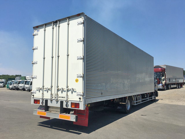 いすゞフォワードアルミバン増トン（6t・8t）[写真02]