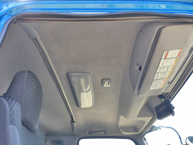 いすゞフォワードアルミバン増トン（6t・8t）[写真33]