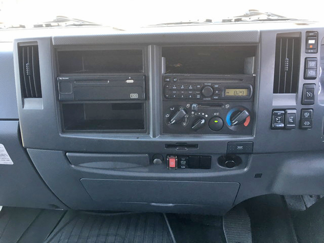 いすゞフォワードアルミバン増トン（6t・8t）[写真37]