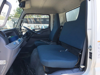 三菱ふそうキャンター冷凍車（冷蔵車）小型（2t・3t）[写真29]