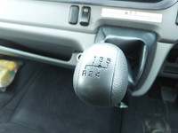 三菱ふそうキャンター冷蔵冷凍ウイング小型（2t・3t）[写真25]