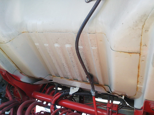 三菱ふそうキャンター冷蔵冷凍ウイング小型（2t・3t）[写真05]