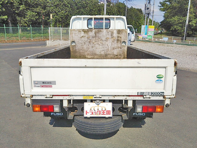 三菱ふそうキャンター平ボディ小型（2t・3t）[写真11]