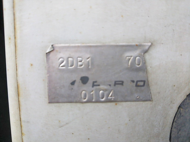 三菱ふそうキャンター平ボディ小型（2t・3t）[写真16]