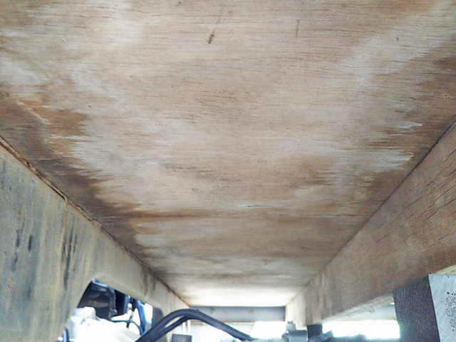 三菱ふそうキャンター平ボディ小型（2t・3t）[写真20]