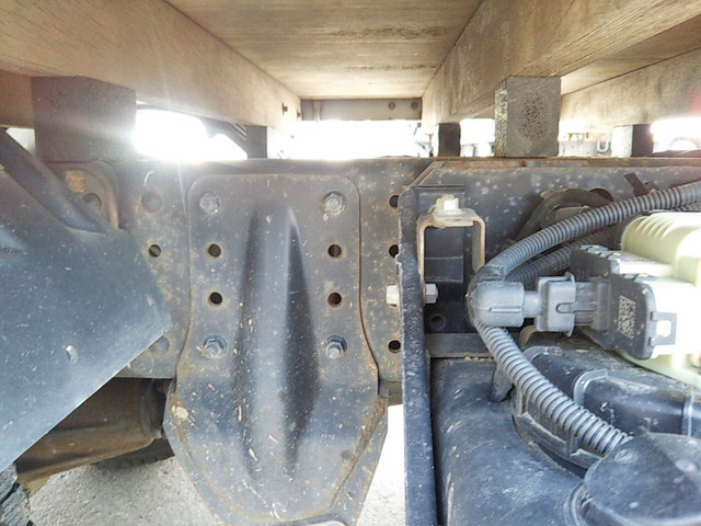 三菱ふそうキャンター平ボディ小型（2t・3t）[写真24]