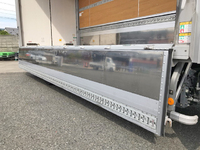 いすゞフォワードアルミウイング中型（4t）[写真16]