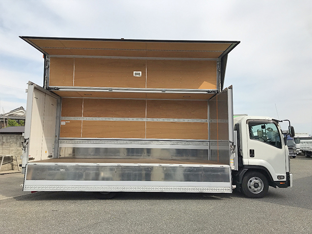いすゞフォワードアルミウイング中型（4t）[写真06]