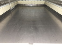 いすゞエルフ冷凍車（冷蔵車）小型（2t・3t）[写真16]