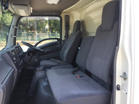 いすゞエルフ冷凍車（冷蔵車）小型（2t・3t）[写真32]