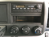 三菱ふそうキャンターアルミバン小型（2t・3t）[写真36]