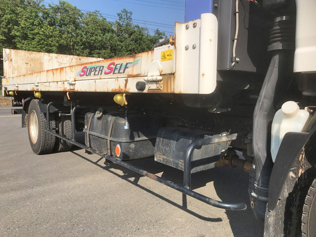 いすゞエルフセーフティローダー小型（2t・3t）[写真17]