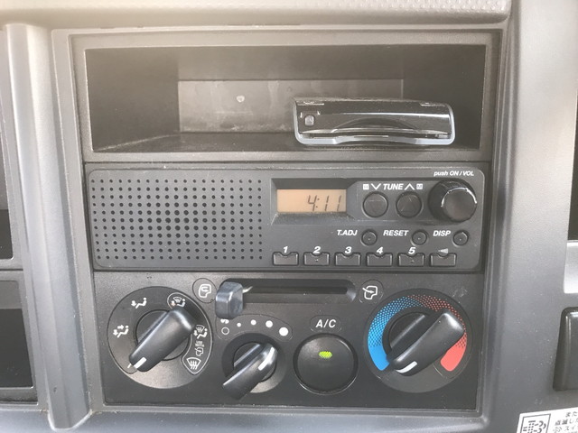 いすゞエルフセーフティローダー小型（2t・3t）[写真38]