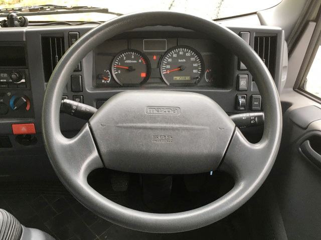 マツダタイタン平ボディ小型（2t・3t）[写真28]