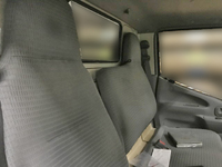 トヨタトヨエース幌車小型（2t・3t）[写真15]