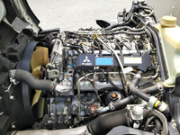 三菱ふそうキャンターアルミバン小型（2t・3t）[写真26]