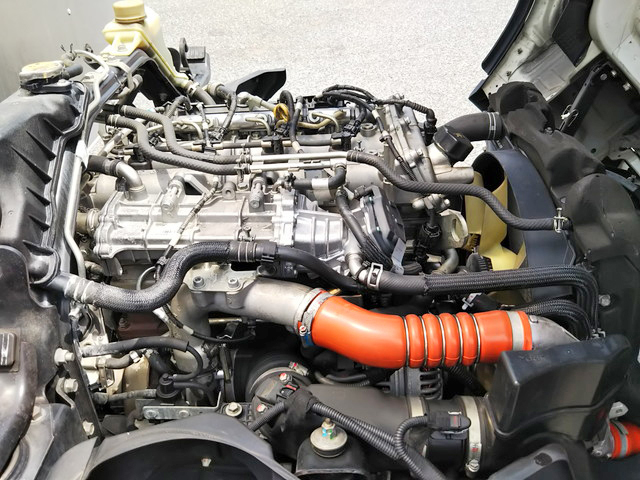 三菱ふそうキャンターアルミバン小型（2t・3t）[写真27]