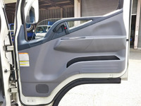 三菱ふそうキャンターアルミバン小型（2t・3t）[写真31]