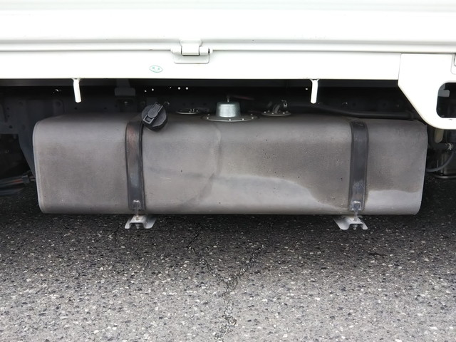 日産アトラス平ボディ小型（2t・3t）[写真11]