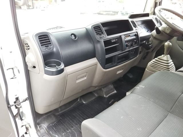 日産アトラス平ボディ小型（2t・3t）[写真24]