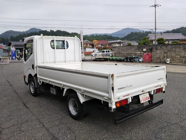 日産アトラス平ボディ小型（2t・3t）[写真04]