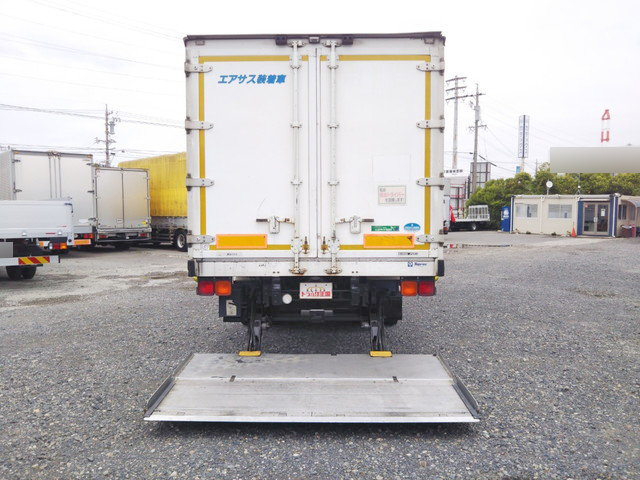 三菱ふそうファイター冷凍車（冷蔵車）中型（4t）[写真10]