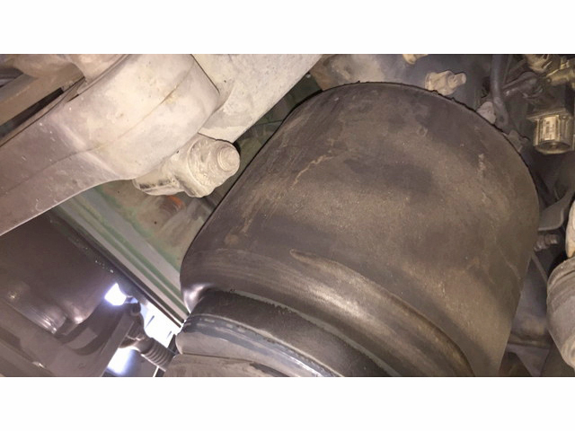 ボルボボルボFHトレーラーヘッド（トラクターヘッド）大型（10t）[写真17]