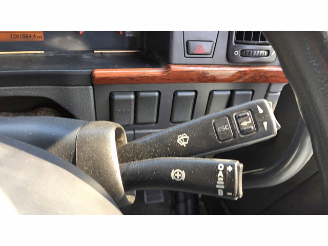 ボルボボルボFHトレーラーヘッド（トラクターヘッド）大型（10t）[写真34]