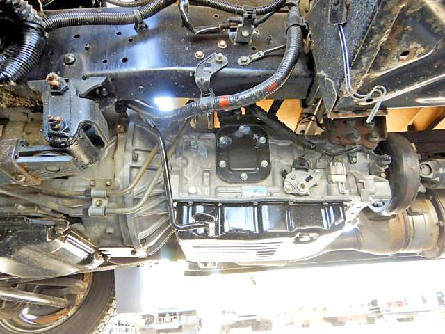 トヨタトヨエース幌ウイング小型（2t・3t）[写真17]