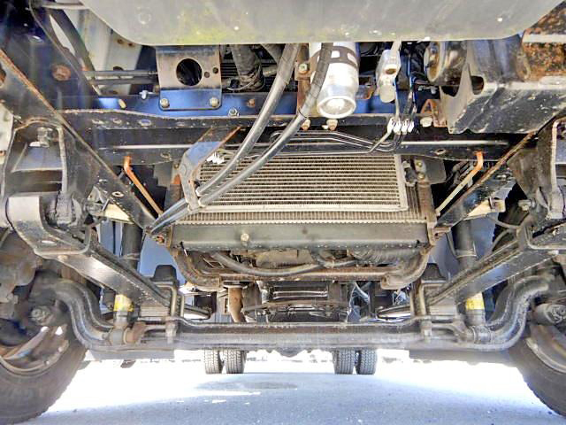 トヨタトヨエース幌ウイング小型（2t・3t）[写真20]