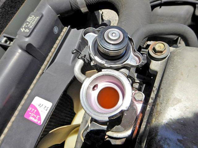 トヨタトヨエース幌ウイング小型（2t・3t）[写真30]