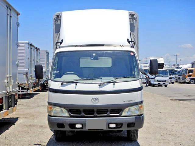 トヨタトヨエース幌ウイング小型（2t・3t）[写真04]