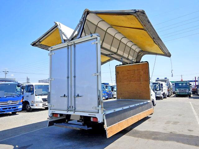 トヨタトヨエース幌ウイング小型（2t・3t）[写真08]