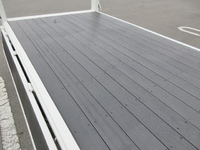 いすゞエルフ平ボディ小型（2t・3t）[写真12]