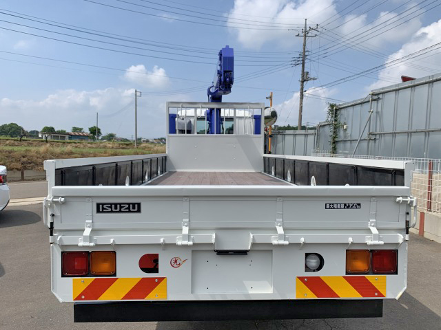 いすゞフォワードセルフクレーン3段中型（4t）[写真08]