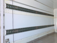 いすゞエルフ冷凍車（冷蔵車）小型（2t・3t）[写真12]