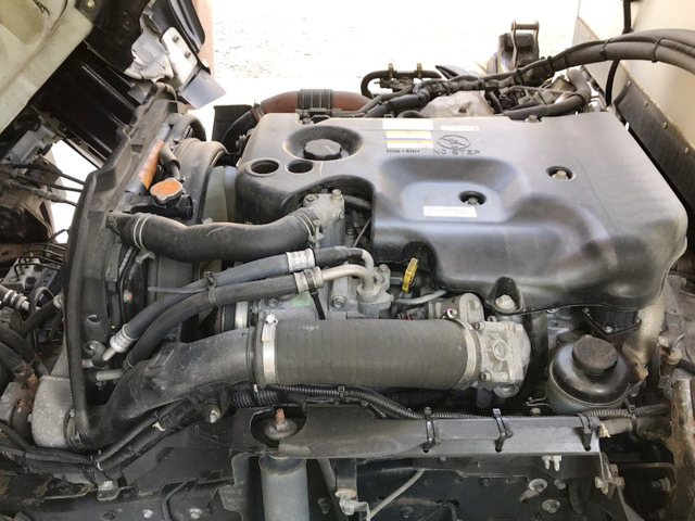 いすゞエルフ冷凍車（冷蔵車）小型（2t・3t）[写真23]