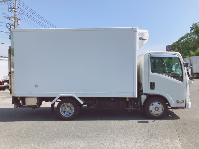 いすゞエルフ冷凍車（冷蔵車）小型（2t・3t）[写真06]