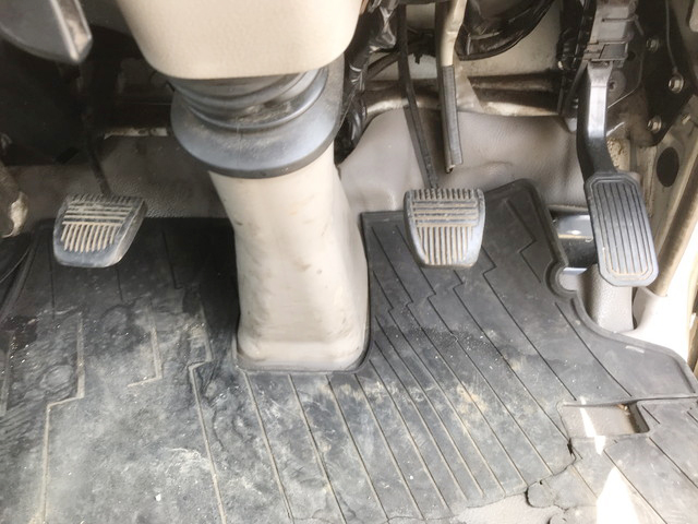 日野デュトロクレーン3段小型（2t・3t）[写真37]