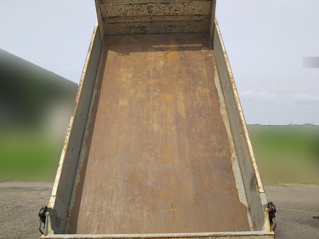 いすゞエルフダンプ小型（2t・3t）[写真12]