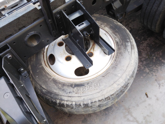 三菱ふそうキャンターダンプ小型（2t・3t）[写真19]