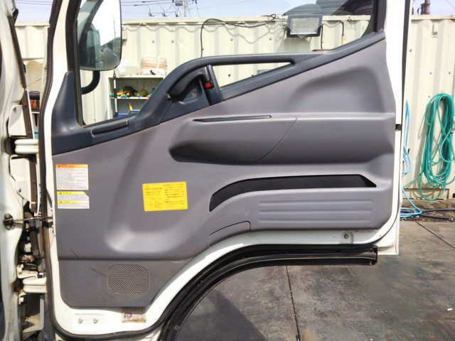 三菱ふそうキャンターダンプ小型（2t・3t）[写真29]