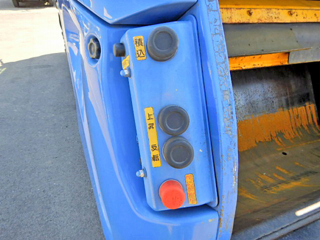 日野デュトロパッカー車（塵芥車）小型（2t・3t）[写真10]